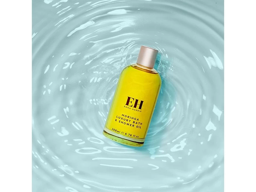 Emma Hardie Moringa Luxury Bath & Shower Oil 8 Emma Hardie Moringa Luxury Bath & Shower Oil - Image 6