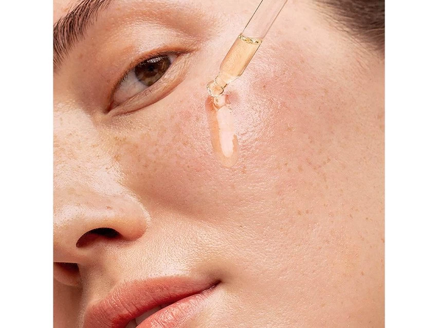 REN Clean Skincare Evercalm Barrier Support Face Oil 10 REN Clean Skincare Evercalm Barrier Support Face Oil - Image 8