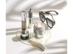 RéVive Skincare Intensite Moisturizing Lip Balm Luxe Conditioner 12 RéVive Skincare Intensite Moisturizing Lip Balm Luxe Conditioner -Care Products Store 40pljve5 202303162047557299