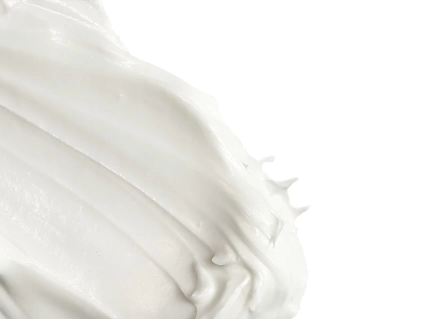 OLAPLEX No. 5 Bond Maintenance Conditioner 4 OLAPLEX No. 5 Bond Maintenance Conditioner - Image 2