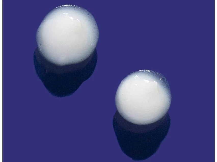 LovelySkin LUXE Brightening Eye Cream 4 LovelySkin LUXE Brightening Eye Cream - Image 2