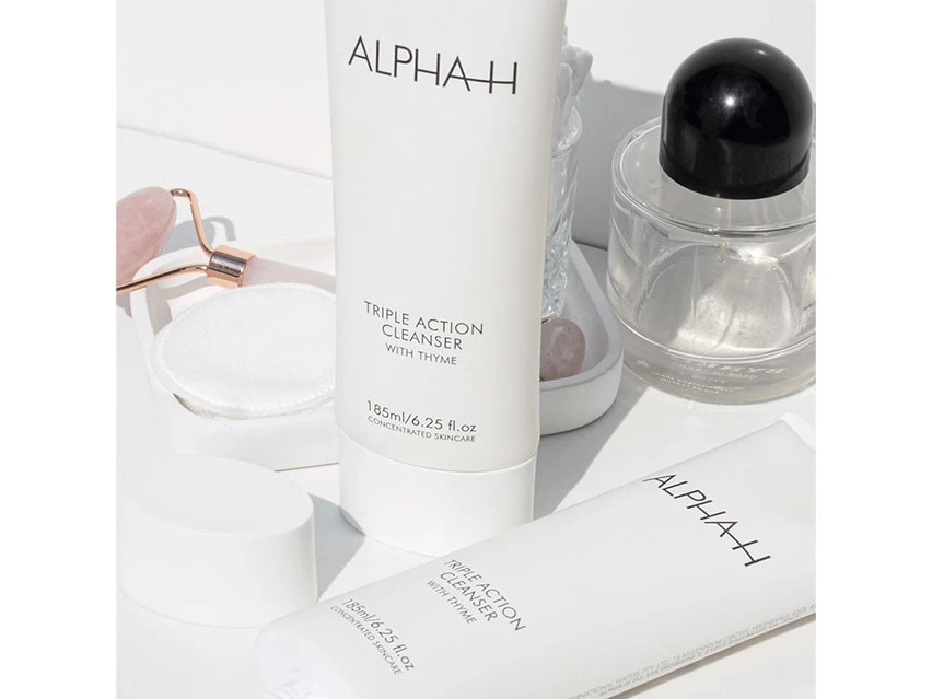Alpha-H Triple Action Cleanser 7 Alpha-H Triple Action Cleanser - Image 5