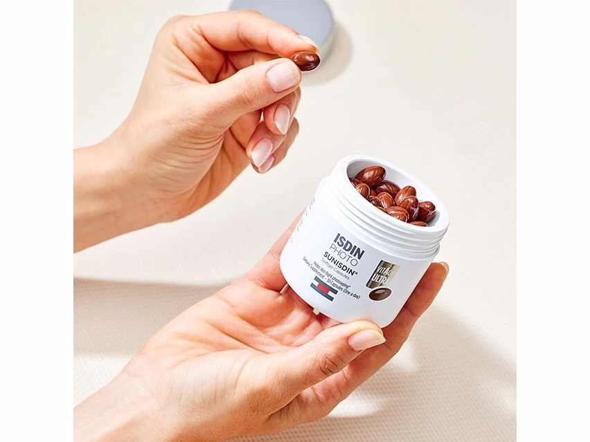 ISDIN SunISDIN Daily Antioxidant Skin Supplement With Vitamin D 4 ISDIN SunISDIN Daily Antioxidant Skin Supplement With Vitamin D - Image 2