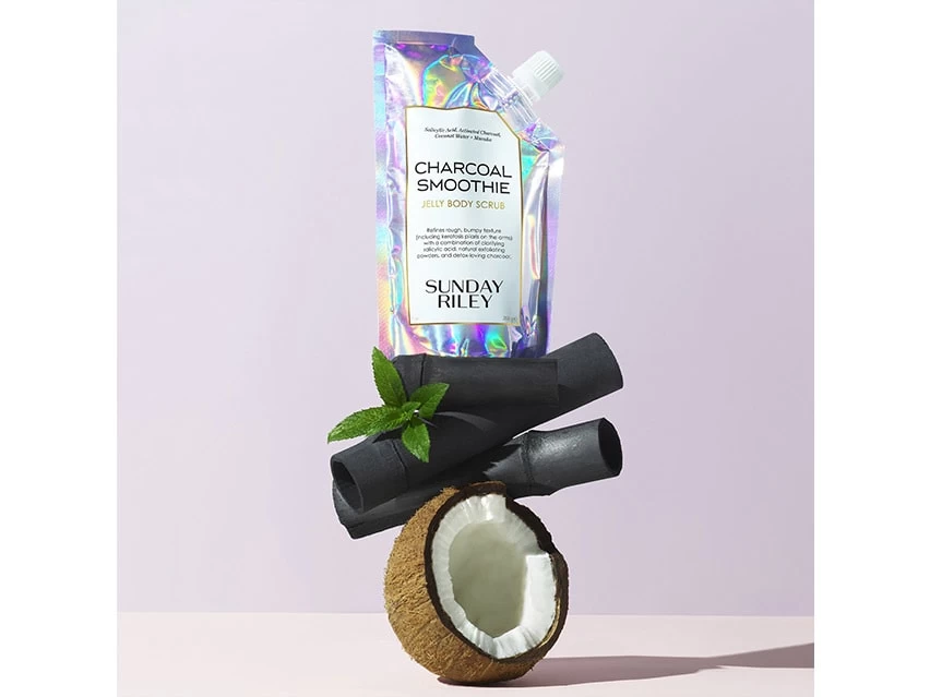 Sunday Riley Charcoal Smoothie Jelly Body Scrub 6 Sunday Riley Charcoal Smoothie Jelly Body Scrub - Image 4