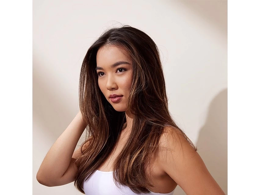 OLAPLEX Anti-Frizz Smooth & Shine Set 4 OLAPLEX Anti-Frizz Smooth & Shine Set - Image 2