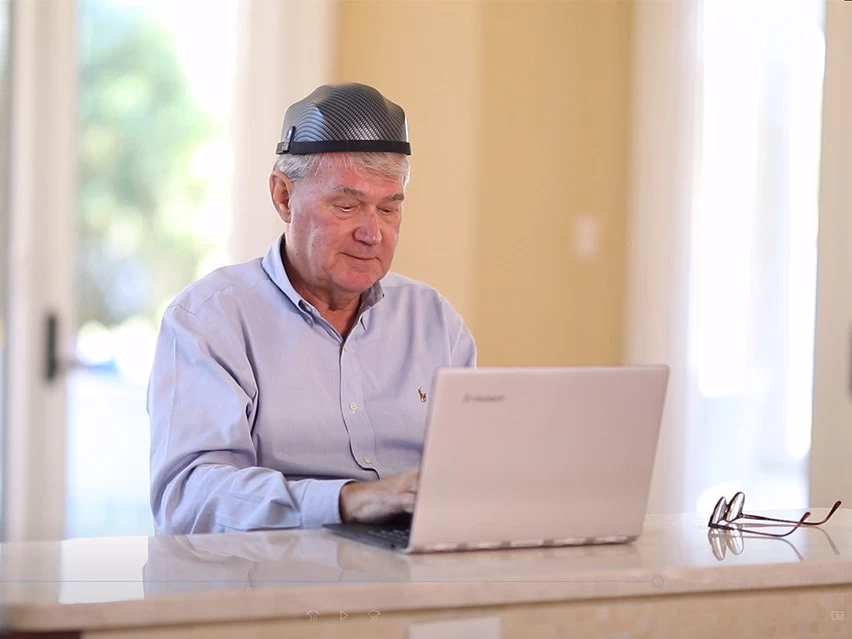 HairMax Flip 80 Laser Cap 6 HairMax Flip 80 Laser Cap - Image 4