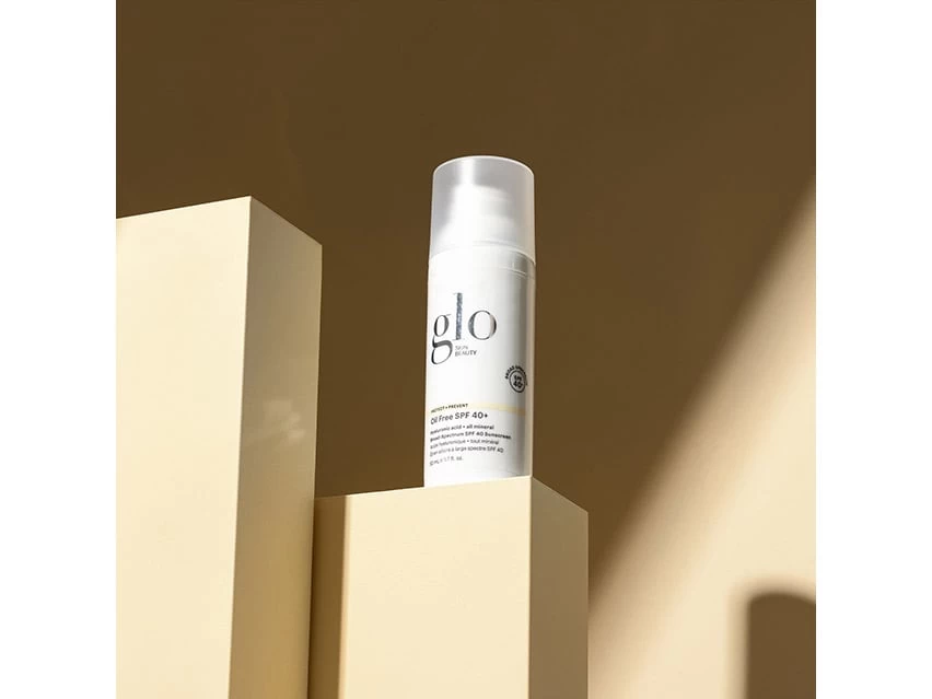 Glo Skin Beauty Oil Free SPF 40+ 6 Glo Skin Beauty Oil Free SPF 40+ - Image 4
