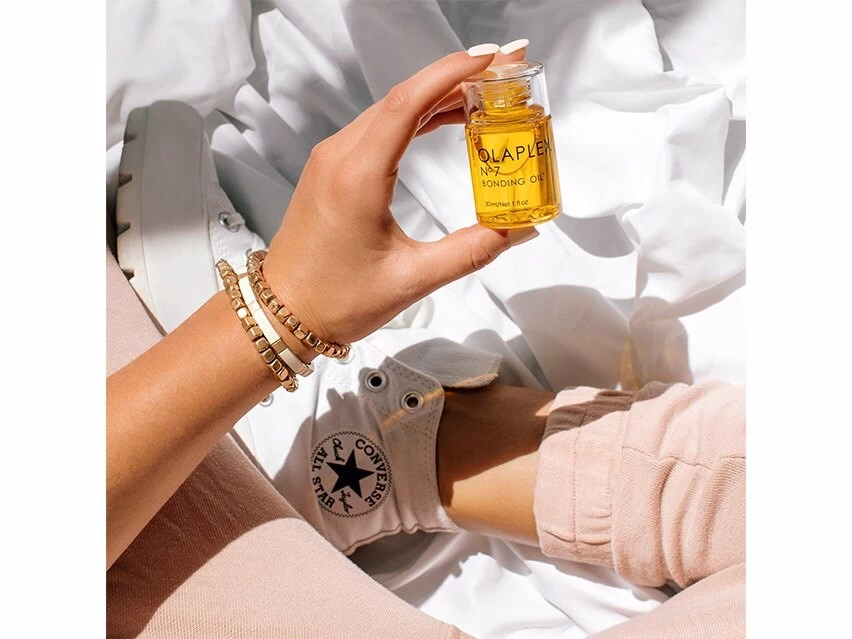 OLAPLEX No. 7 Bonding Oil 7 OLAPLEX No. 7 Bonding Oil - Image 5