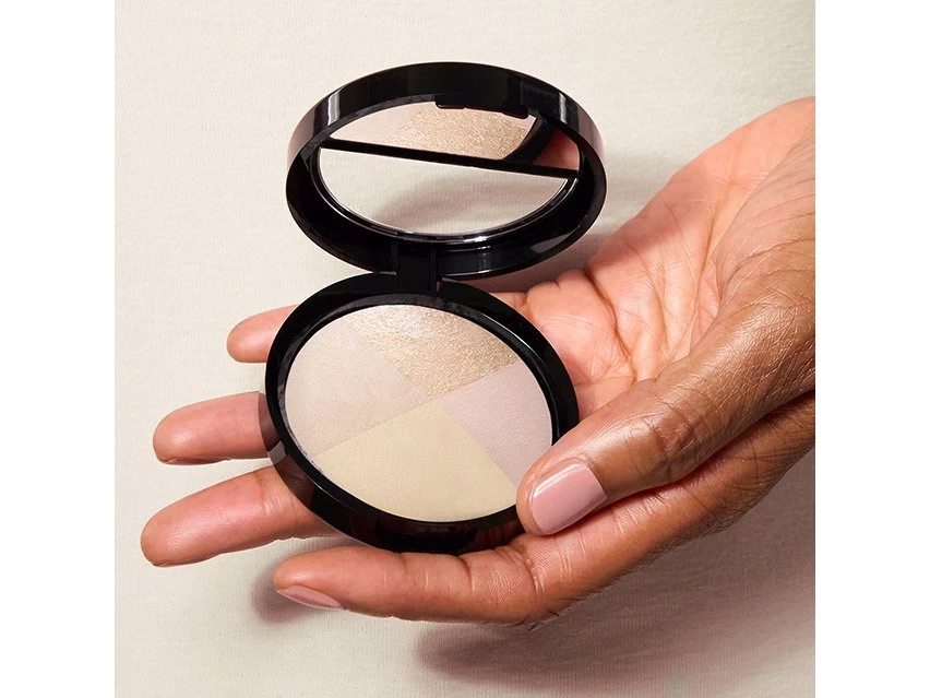 Laura Geller Baked Natural Glow Highlighter Quad 9 Laura Geller Baked Natural Glow Highlighter Quad - Image 7