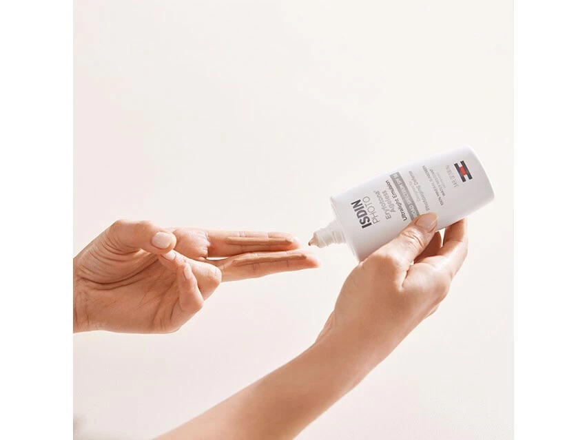 ISDIN Flawless Finish Mineral Sun Protection Duo - Limited Edition 12 ISDIN Flawless Finish Mineral Sun Protection Duo - Limited Edition - Image 10