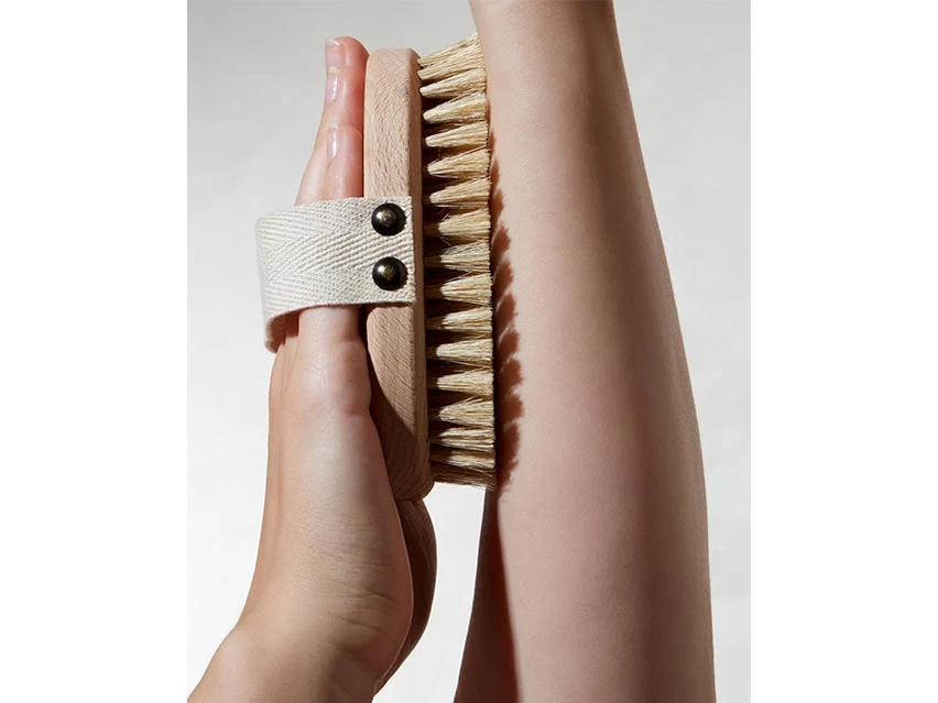 Dr. Barbara Sturm Body Brush - Soft 7 Dr. Barbara Sturm Body Brush - Soft - Image 5