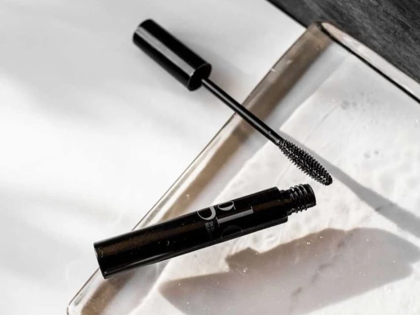 Glo Skin Beauty Lash Lengthening Mascara 4 Glo Skin Beauty Lash Lengthening Mascara - Image 2