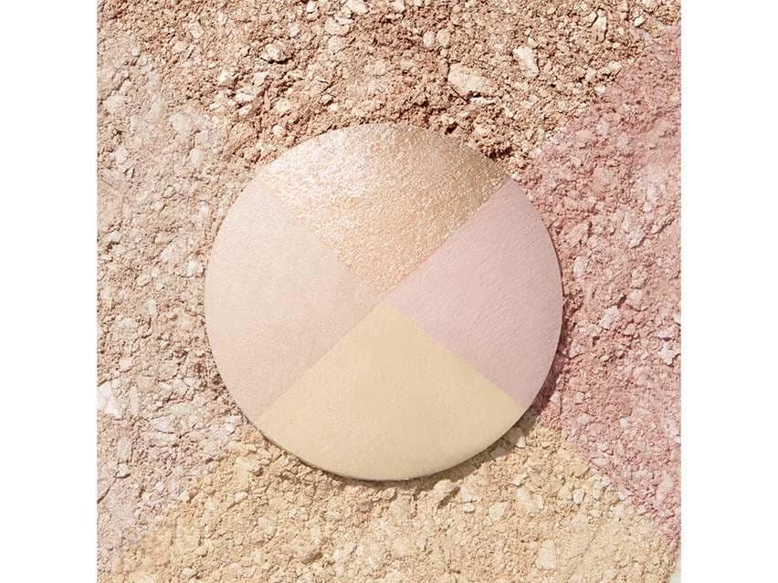 Laura Geller Baked Natural Glow Highlighter Quad 4 Laura Geller Baked Natural Glow Highlighter Quad - Image 2