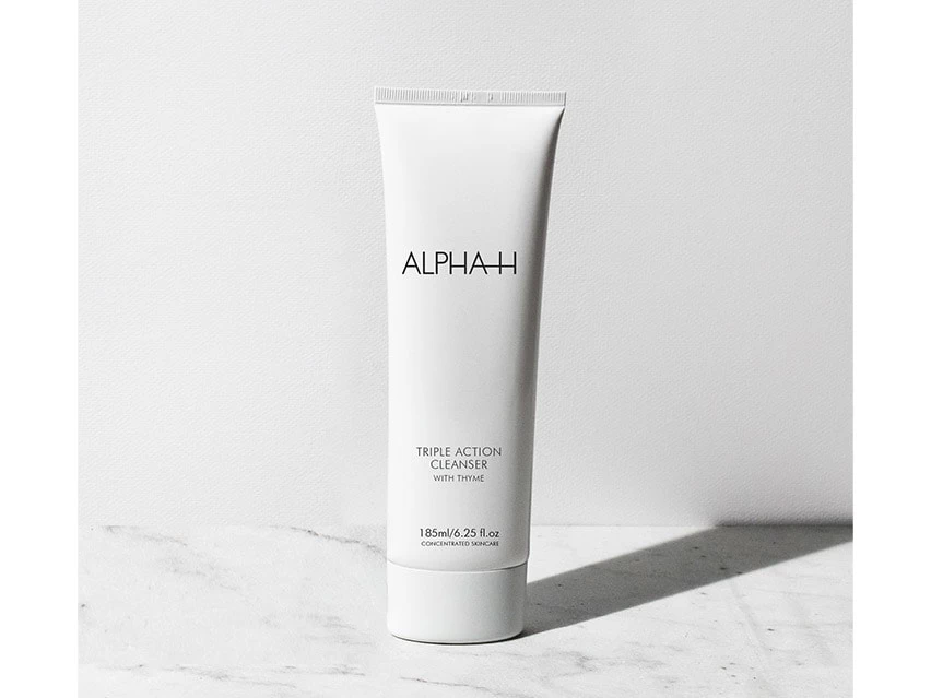 Alpha-H Triple Action Cleanser 6 Alpha-H Triple Action Cleanser - Image 4